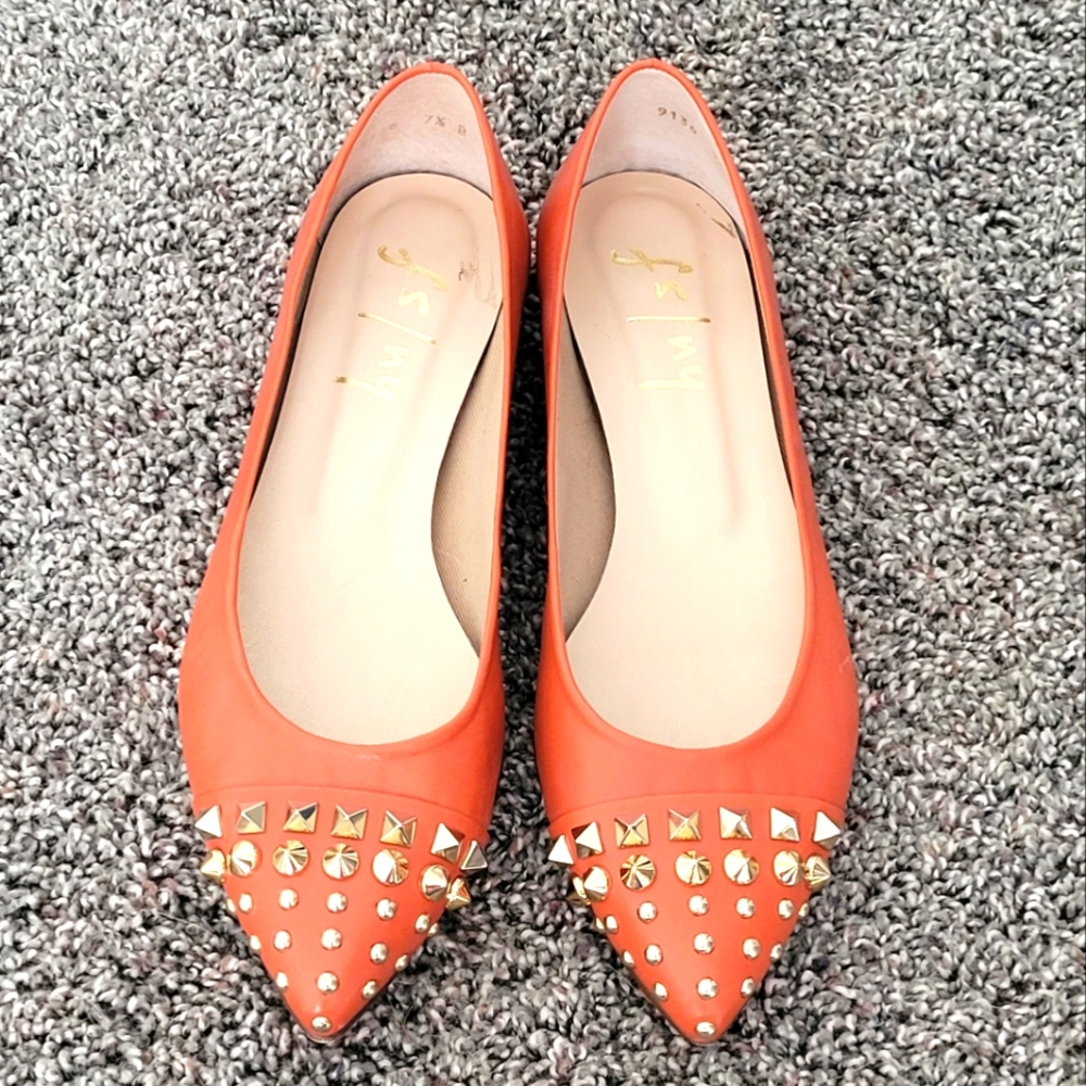 FS/NY pointed toe flat